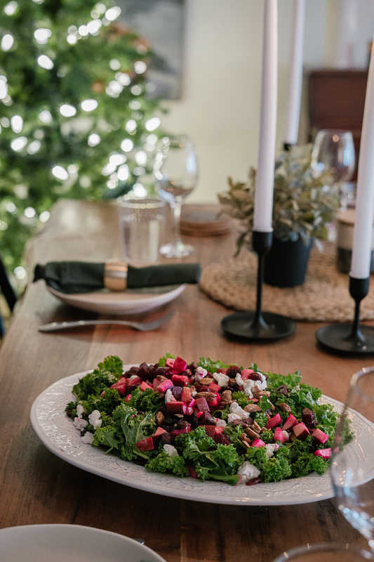 Salade festive de kale, betteraves et pomme
